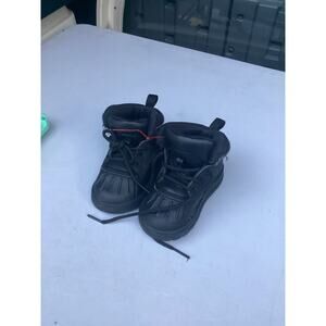 Nike Woodside Boots Size 6C high tops lace up Triple black
